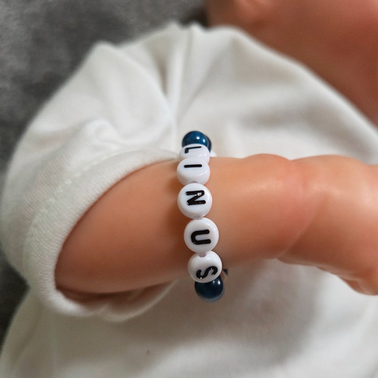 Armband mit Natursteinperlen