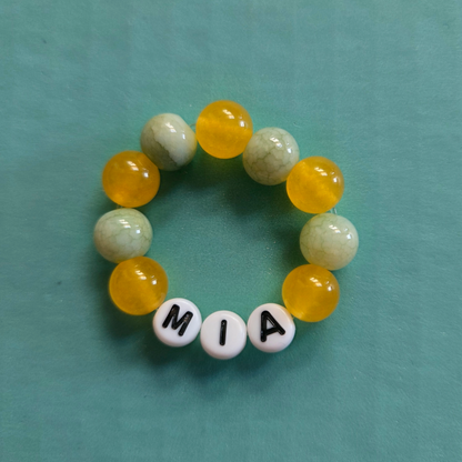 Armband mit Glas- und Natursteinperlen gemischt