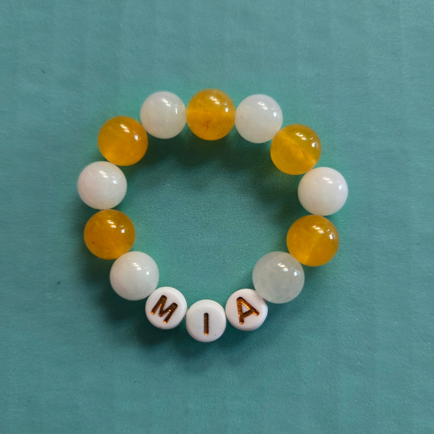 Armband mit Glasperlen
