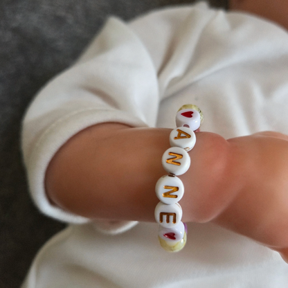 Armband mit Natursteinperlen