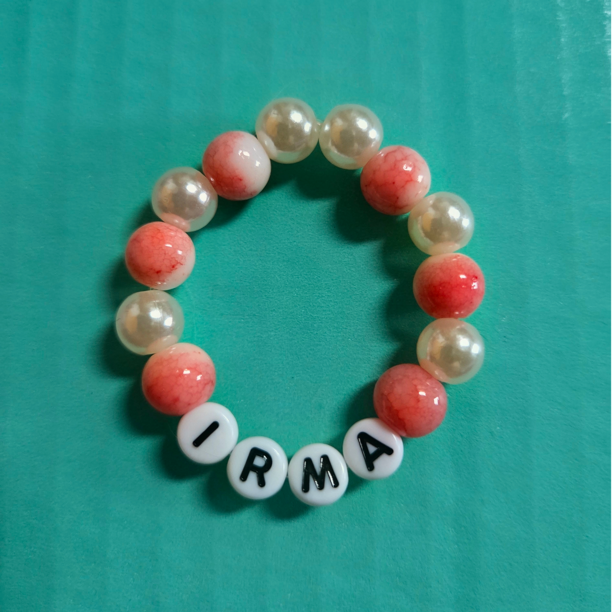 Armband mit Glas- und Kunstperlen gemischt