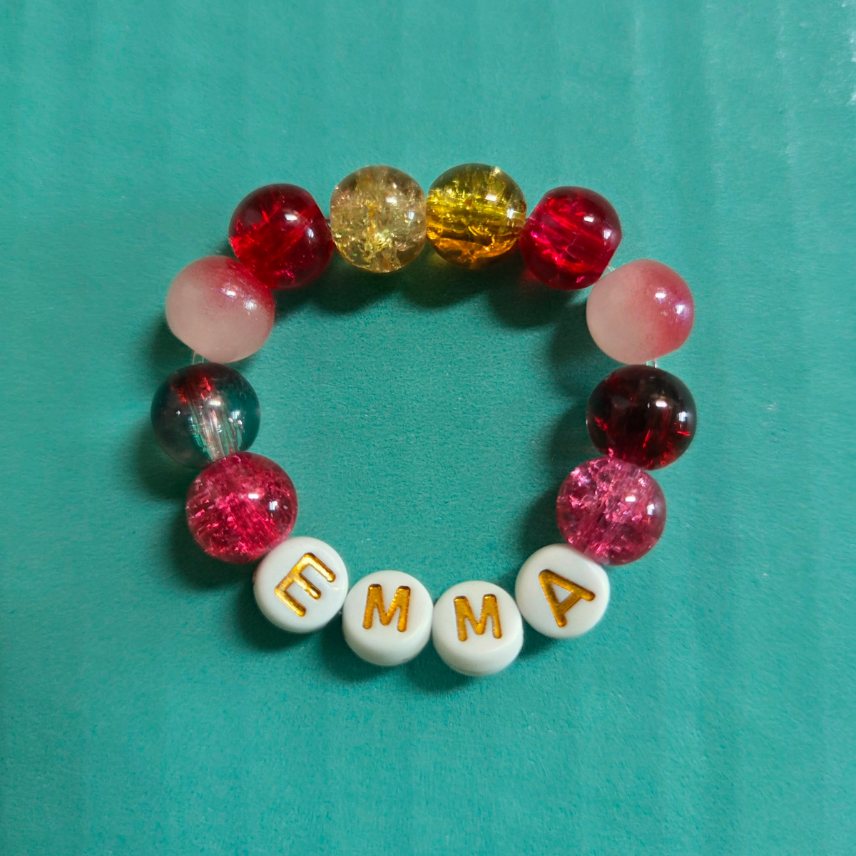 Armband mit Glasperlen