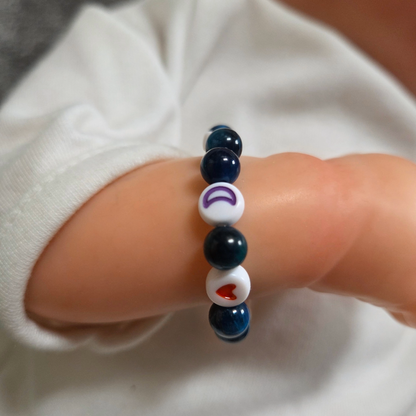 Armband mit Natursteinperlen