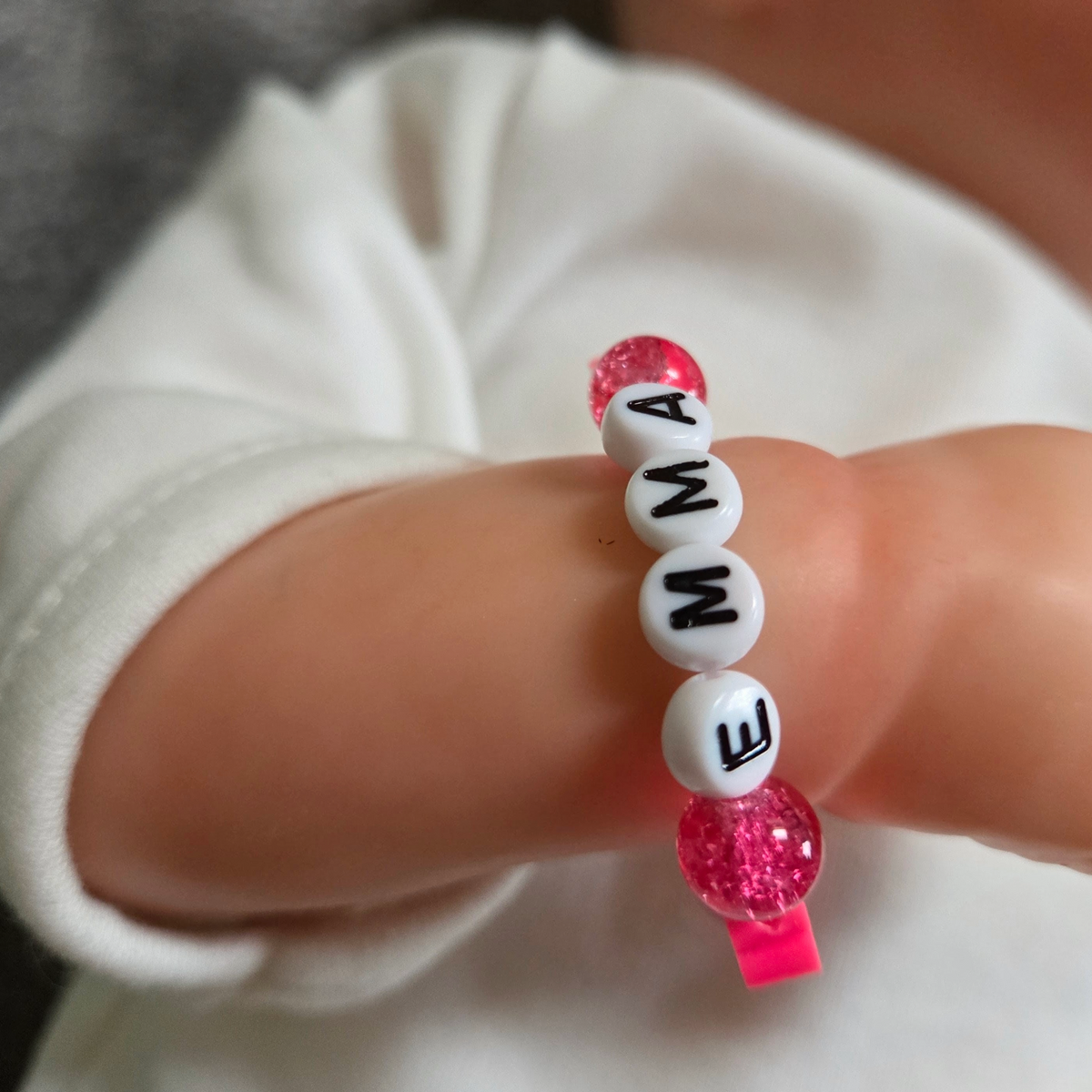 Armband mit Glasperlen